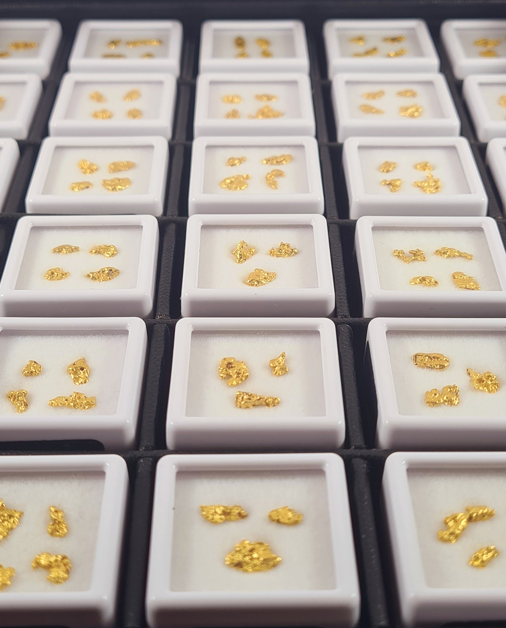 Selection of one gram natural Australian gold nugget allocations